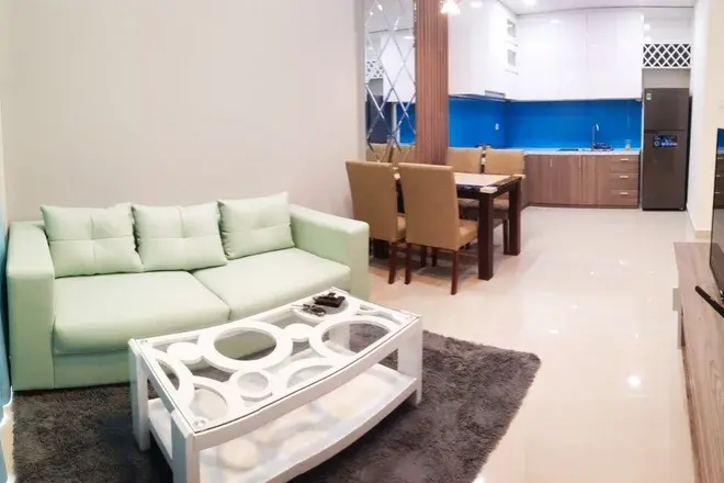 Chuyển nhượng căn 2pn nội thất đầy đủ giá 5,35 tỷ bao hết tầng cao view thoáng