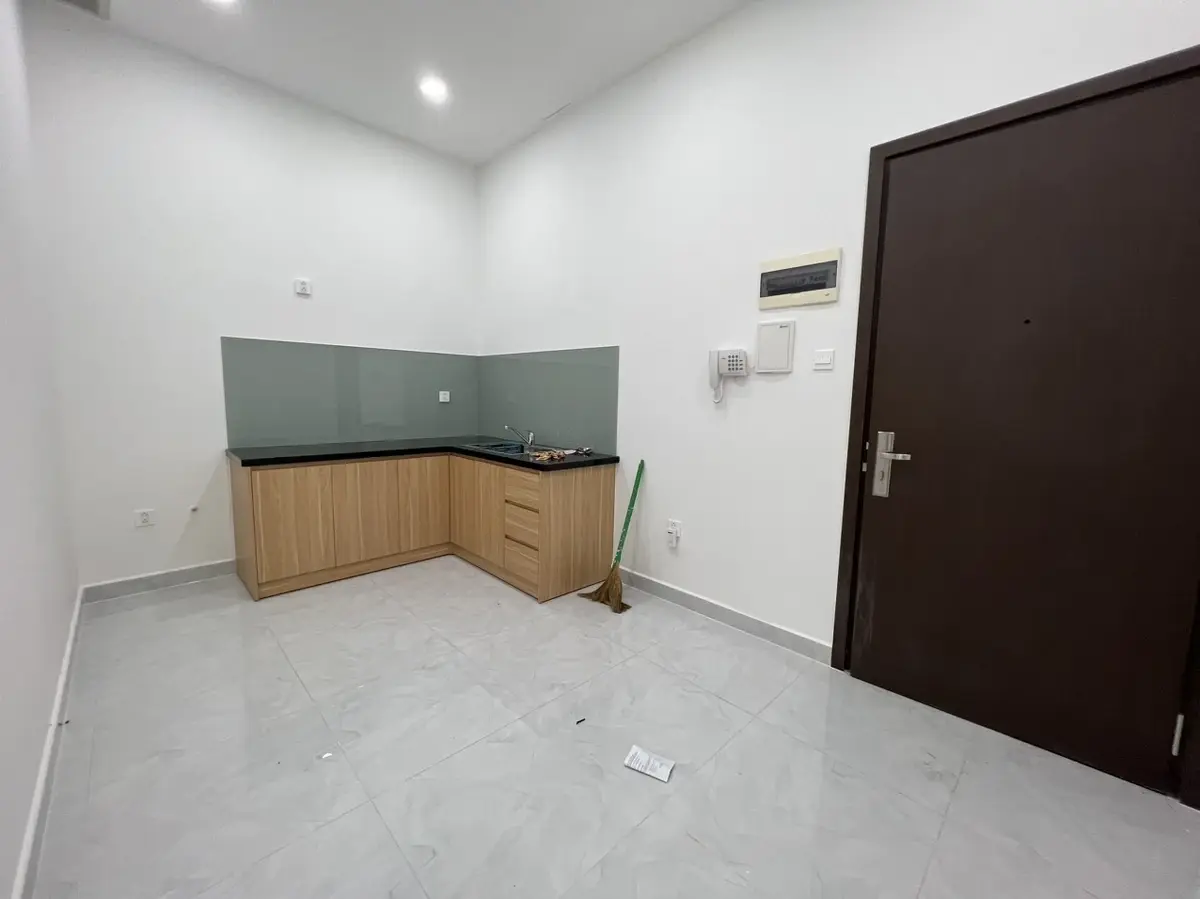 Cho thuê Officetel 45m2 Văn phòng + 15m2 ngoài ban công The Sun Avenue