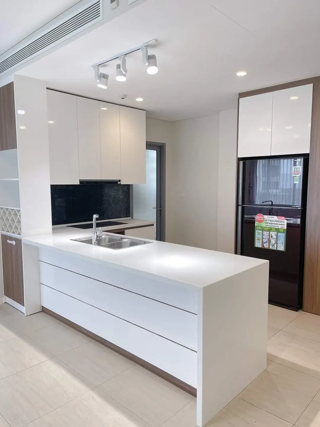 Bán căn hộ 3PN Full nội thất giá siêu tốt chỉ 11 tỷ 117m2 Đảo Kim Cương Quận 2