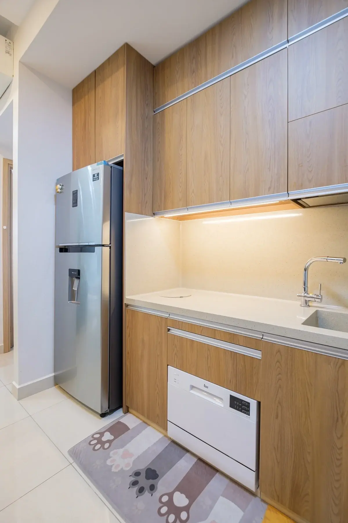 Chuyển nhượng căn 3PN giá tốt tại thị trường The Sun Avenue giá 6,9 tỷ siêu rẻ