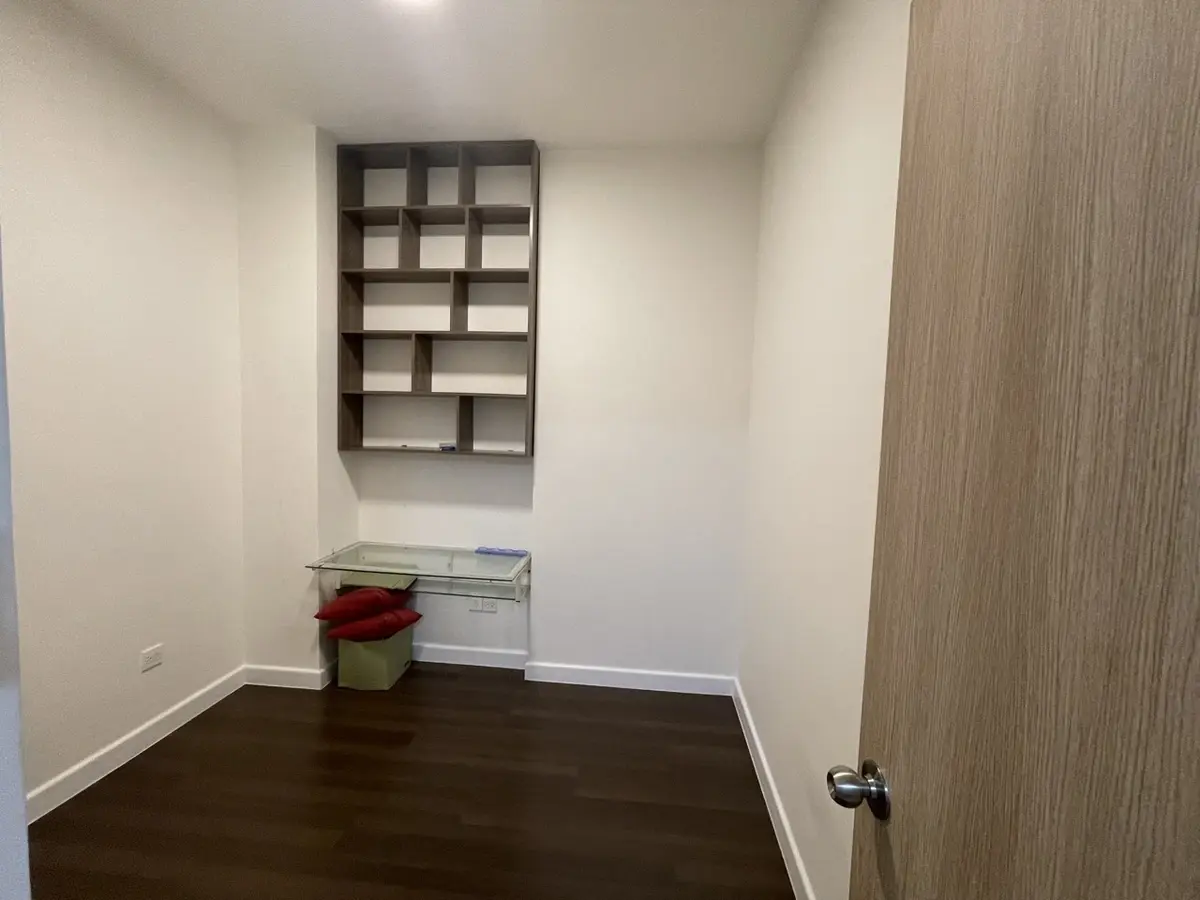 Mua bán căn hộ 1pn+1 The Sun Avenue giá 5 tỷ nội thất đầy đủ view sông mát