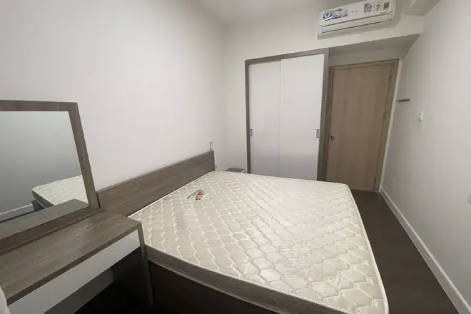 Mua bán căn hộ 1pn+1 The Sun Avenue giá 5 tỷ nội thất đầy đủ view sông mát