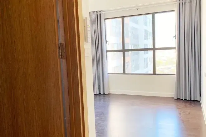 Cho thuê 3pn The Sun Avenue nội thất cơ bản giá tốt 15 triệu 96m2 căn góc nhà đẹp