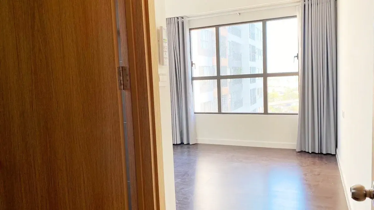 Cho thuê 3pn The Sun Avenue nội thất cơ bản giá tốt 15 triệu 96m2 căn góc nhà đẹp