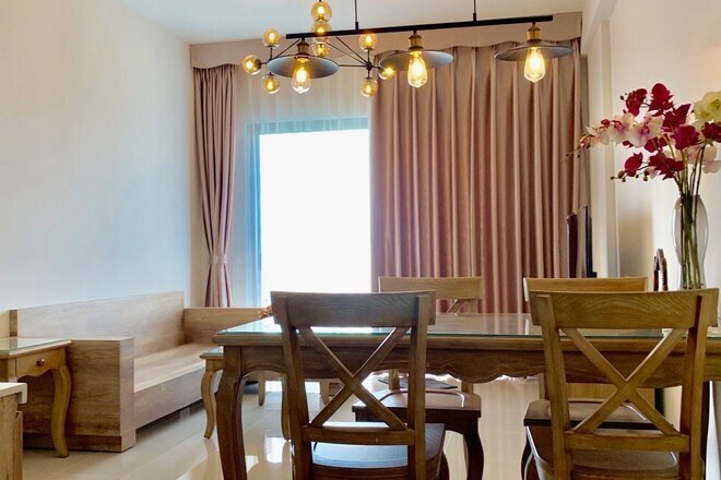 Bán 3 phòng ngủ full nội thất giá mềm 6,4 tỷ tầng cao ban công rộng 89m2