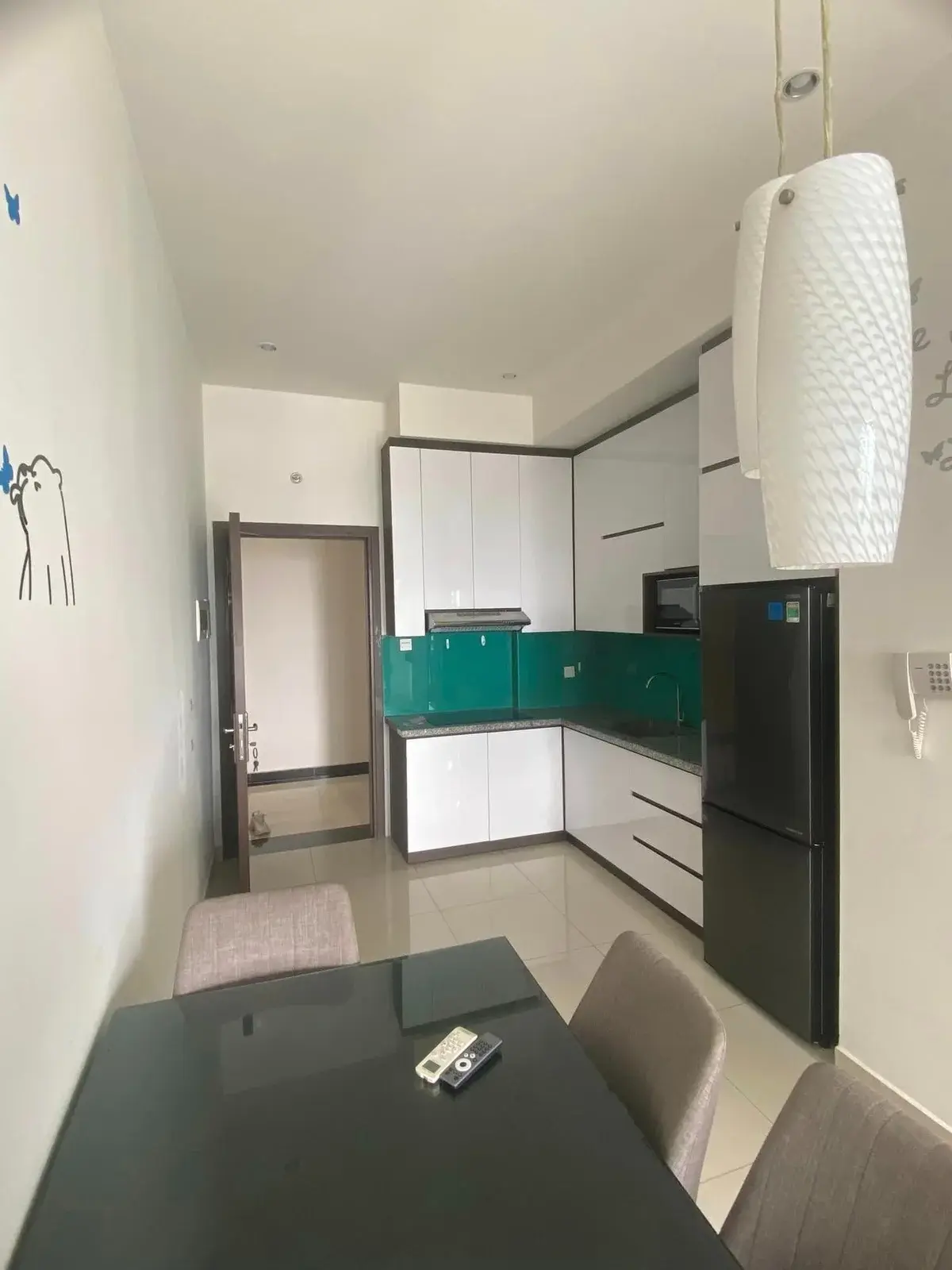 The Sun Avenue cho thuê căn hộ 1pn+1 giá 15 triệu bao phí nhà đẹp view sông