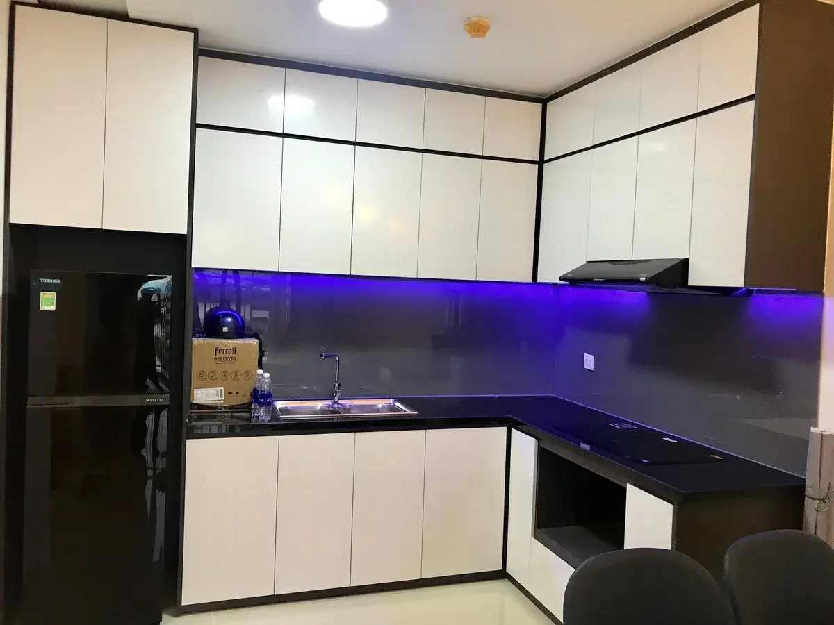 Căn hộ 2pn The Sun Avenue cho thuê giá tốt 15 triệu Full nội thất view sông rất mát