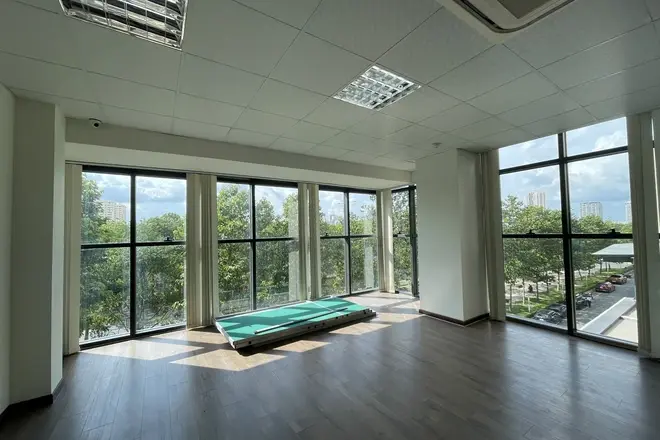 Cho thuê văn phòng 60m2 căn góc 2 mặt kính view yên tĩnh, The Sun Avenue - Quận 2