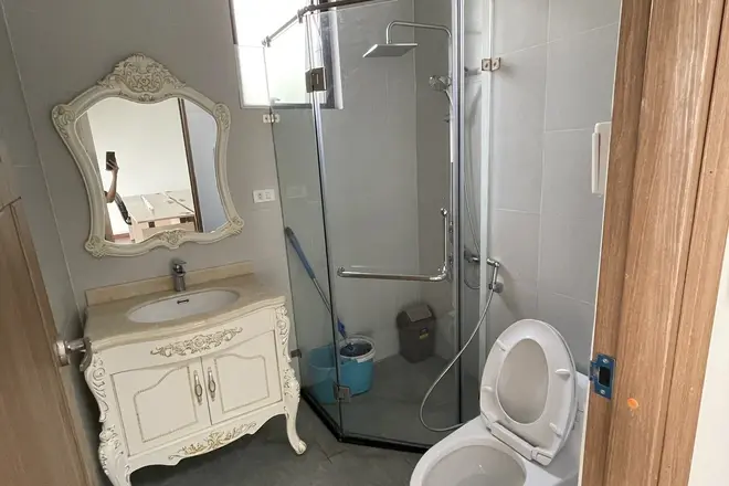 Cho thuê văn phòng 60m2 căn góc 2 mặt kính view yên tĩnh, The Sun Avenue - Quận 2