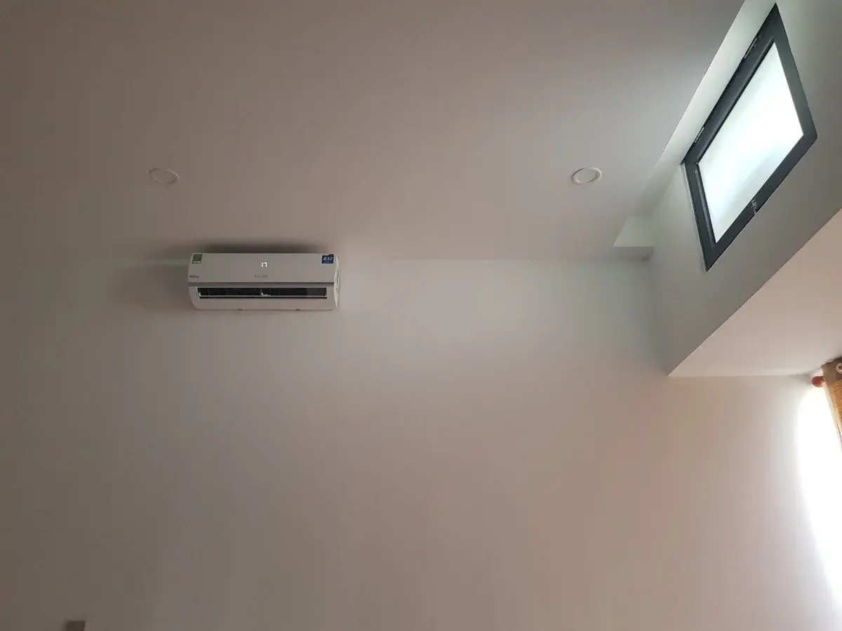 Chuyển nhượng văn phòng 46m2 GIÁ RẤT TỐT 2,6 TỶ nhà đẹp mới