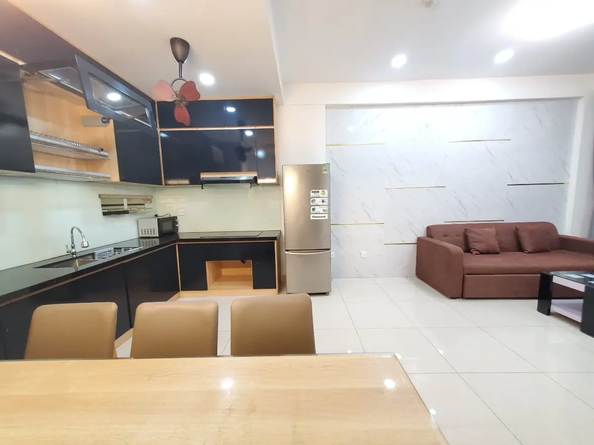 Cho thuê căn hộ 2pn nội thất đầy đủ giá 17 triệu/ tháng 72m2 view Mai Chí Thọ