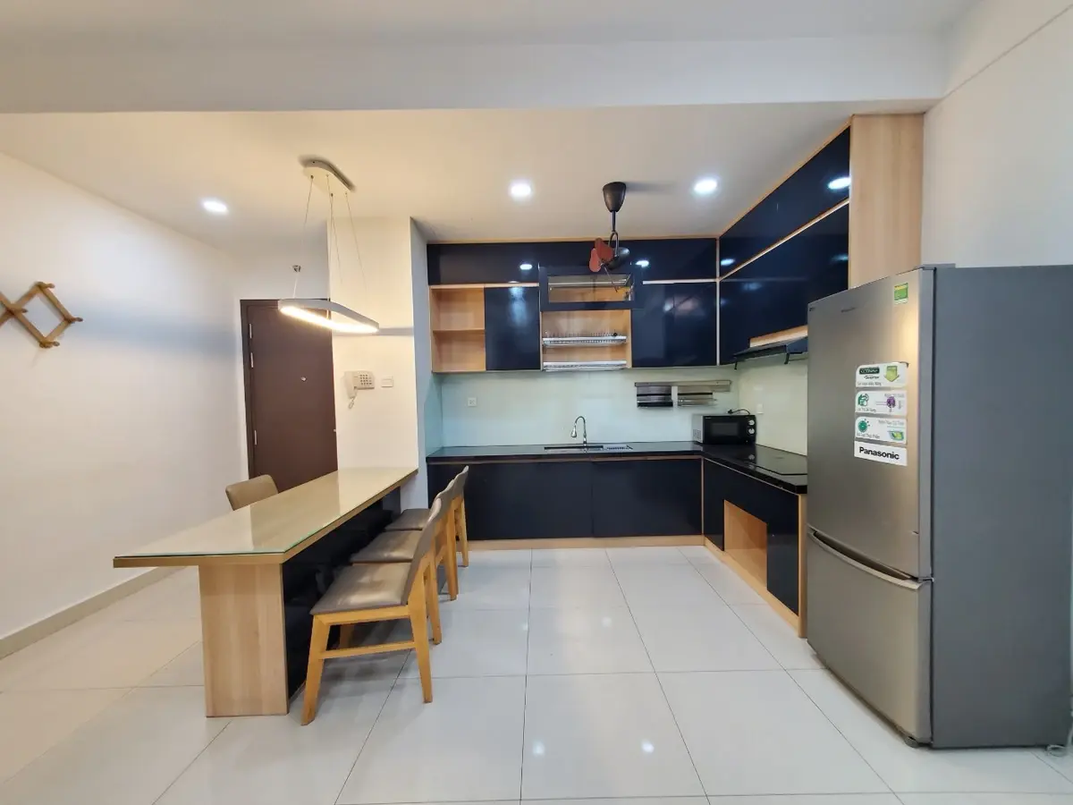 Cho thuê căn hộ 2pn nội thất đầy đủ giá 17 triệu/ tháng 72m2 view Mai Chí Thọ