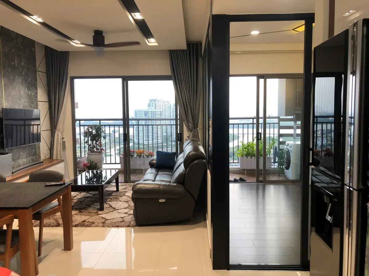 Thuê căn hộ 3pn The Sun Avenue 86m2 full nội thất giá 20 triệu