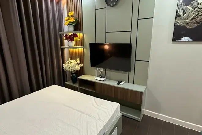 Bán The Sun Avenue giá 5,5 tỷ full nội thất mới tháp trung tâm tầng cao