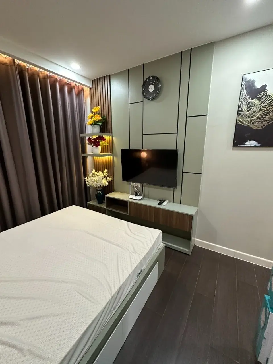 Bán The Sun Avenue giá 5,5 tỷ full nội thất mới tháp trung tâm tầng cao