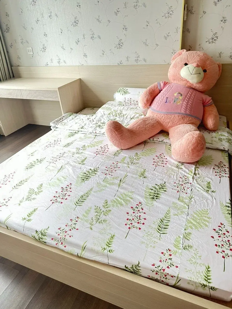 Bán căn hộ The Sun Avenue giá 5,25 tỷ full nội thất mới tháp trung tâm view sông