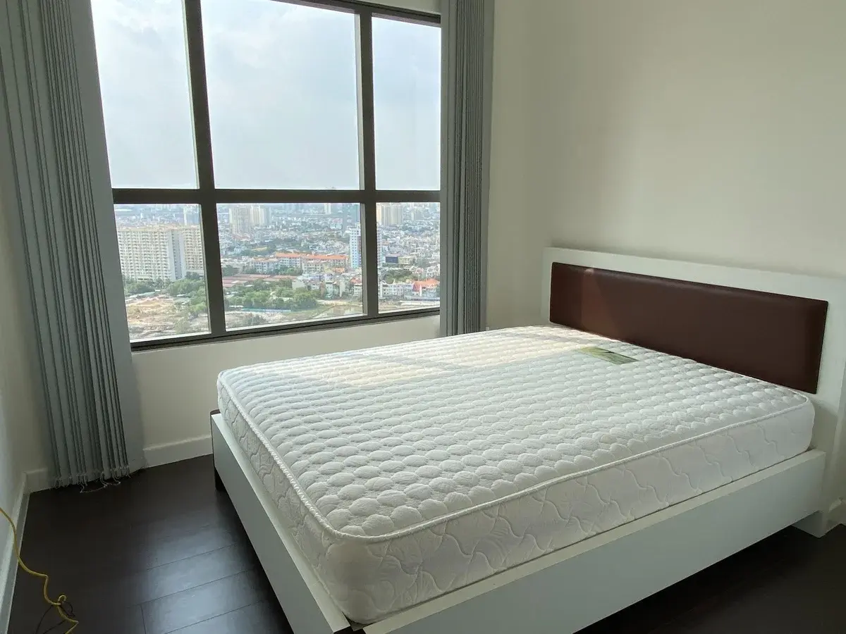 Mua bán căn hộ 2pn+1 The Sun Avenue giá 5,3 tỷ nội thất đầy đủ căn góc