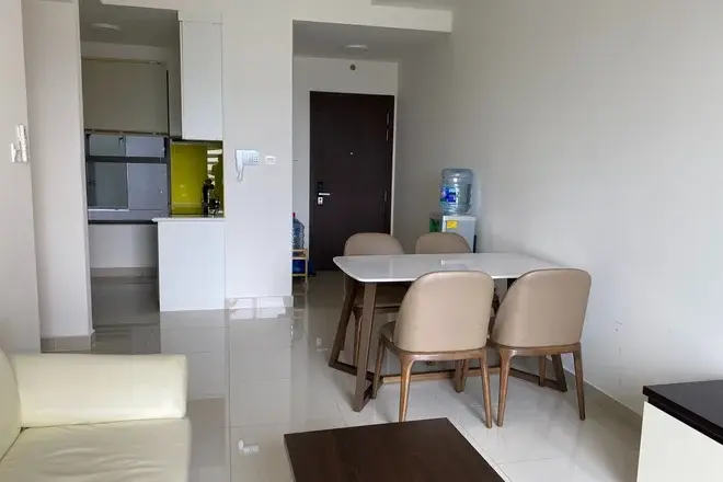 Mua bán căn hộ 2pn+1 The Sun Avenue giá 5,3 tỷ nội thất đầy đủ căn góc