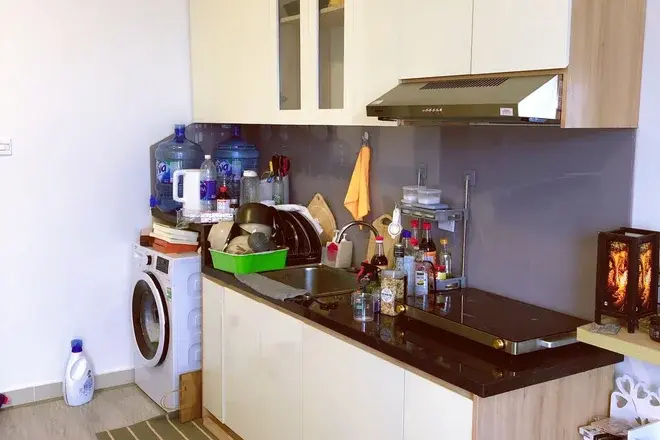 Mua bán căn studio giá 2,1 tỷ bao hết 31m2 full nội thất The Sun Avenue