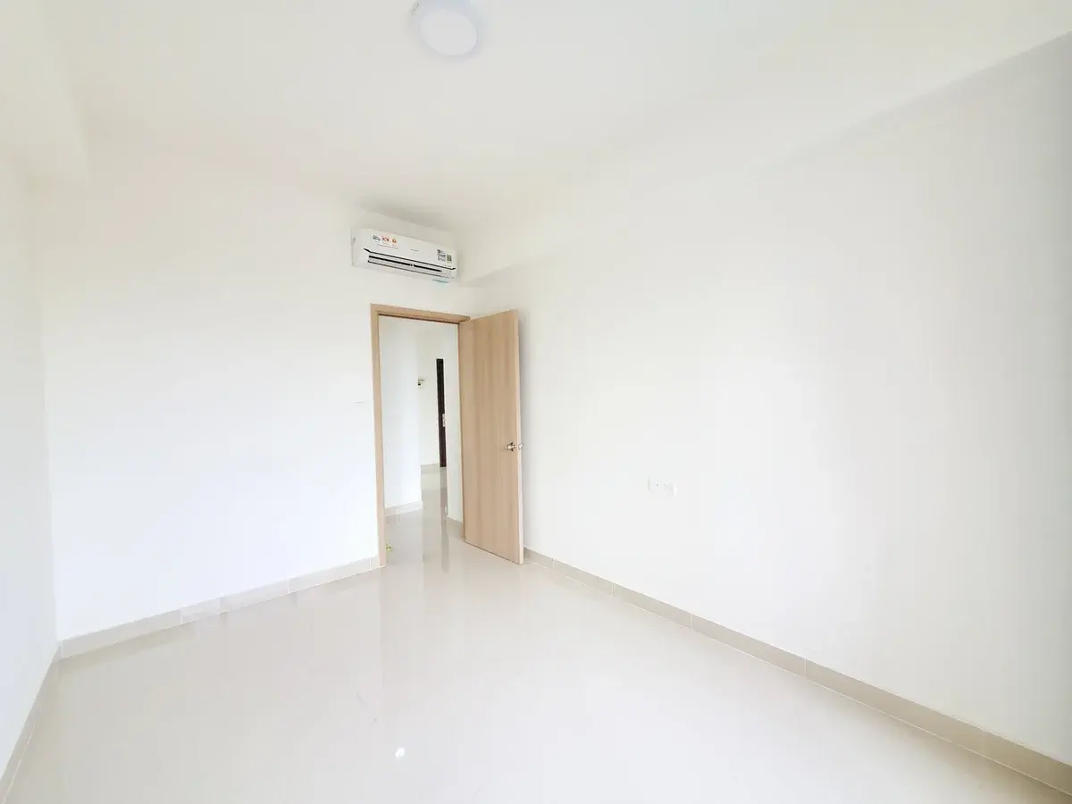 Bán căn officetel 3 tỷ nội thất cơ bản căn góc yên tĩnh 51m2 có 1 phòng riêng