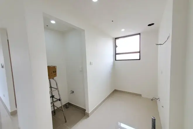 Bán căn officetel 3 tỷ nội thất cơ bản căn góc yên tĩnh 51m2 có 1 phòng riêng