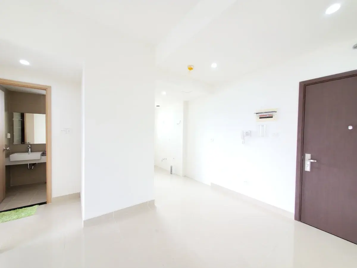 Bán căn officetel 3 tỷ nội thất cơ bản căn góc yên tĩnh 51m2 có 1 phòng riêng