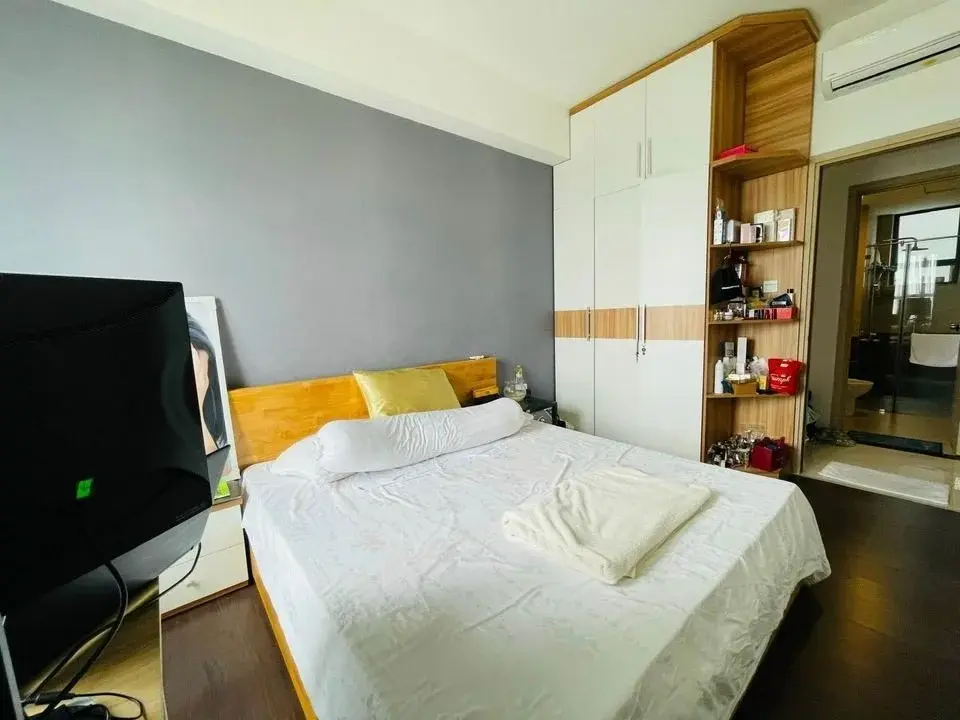 Chuyển nhượng 3PN GIÁ MỀM 5,6 tỷ có nội thất đầy đủ tầng cao