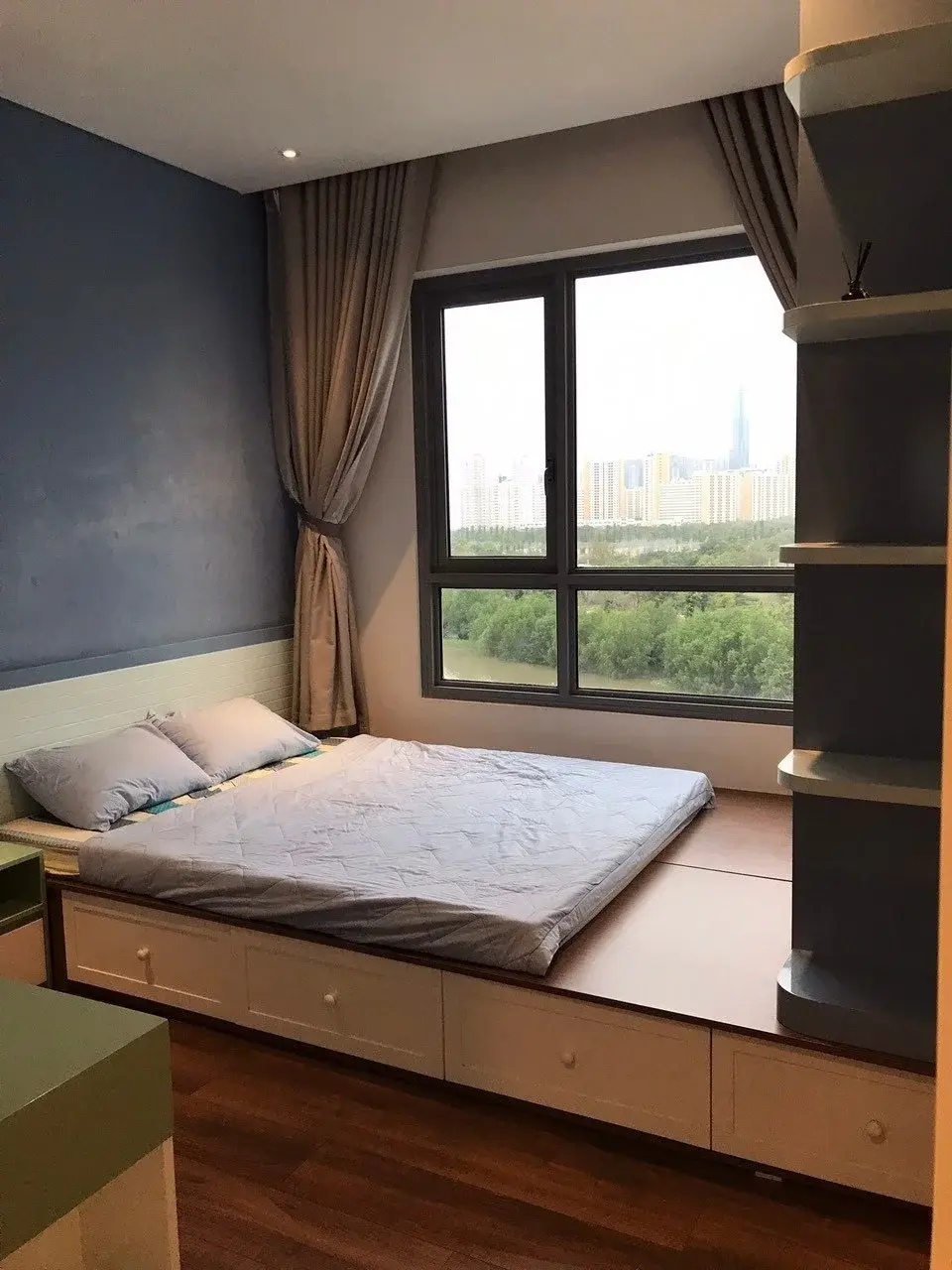 Cho thuê 3 phòng ngủ Đảo Kim Cương 40 triệu đầy đủ nội thất đẹp