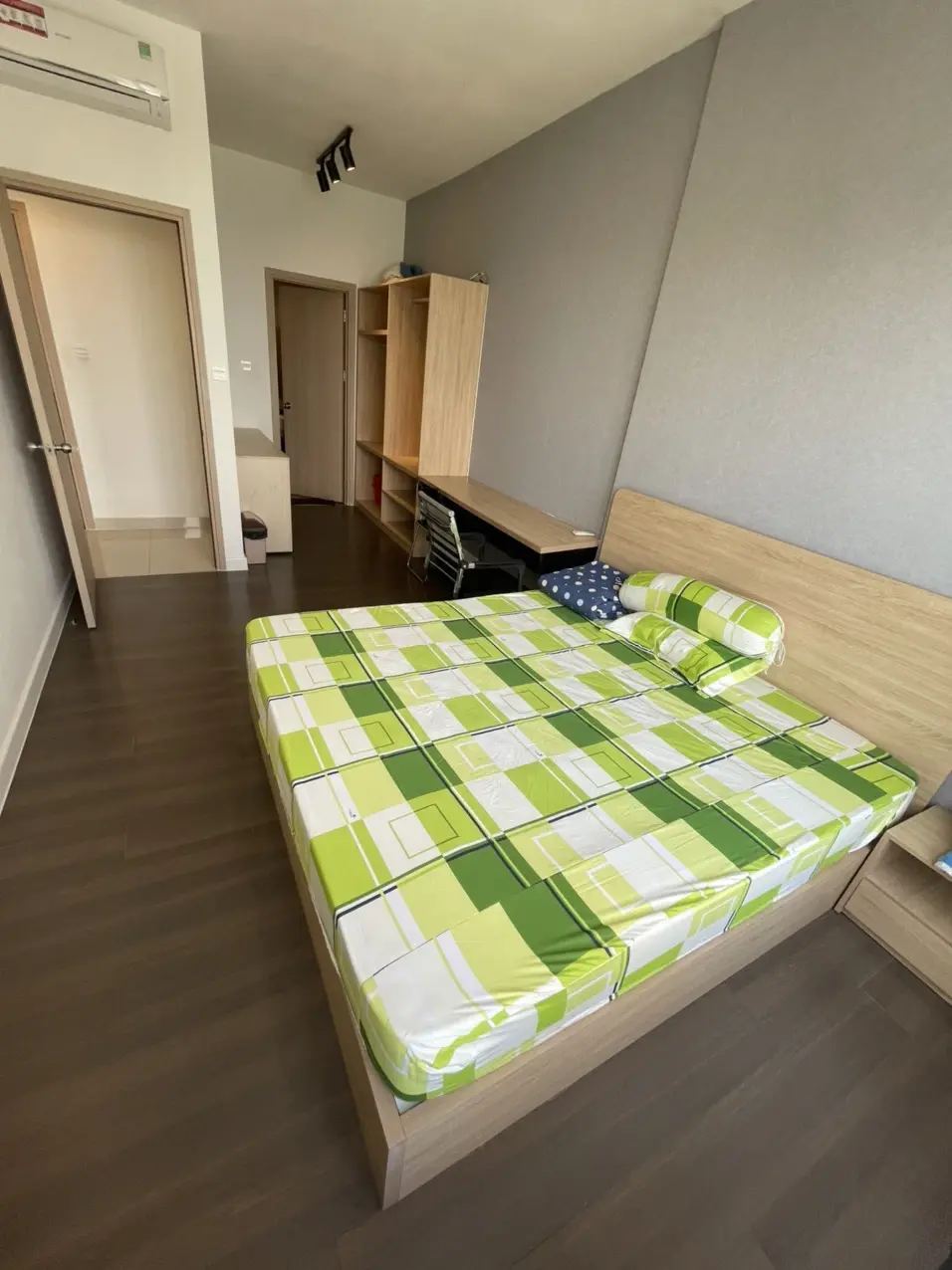 Căn hộ The Sun Avenue cho thuê 16 triệu full nội thất view sông 75m2