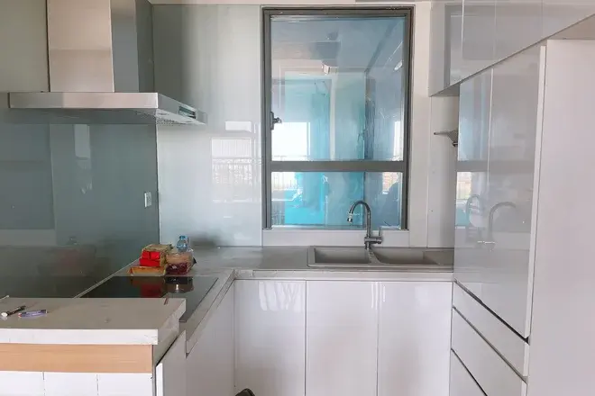 Cho thuê căn hộ 3 phòng ngủ The Sun Avenue giá 20 triệu full nội thất