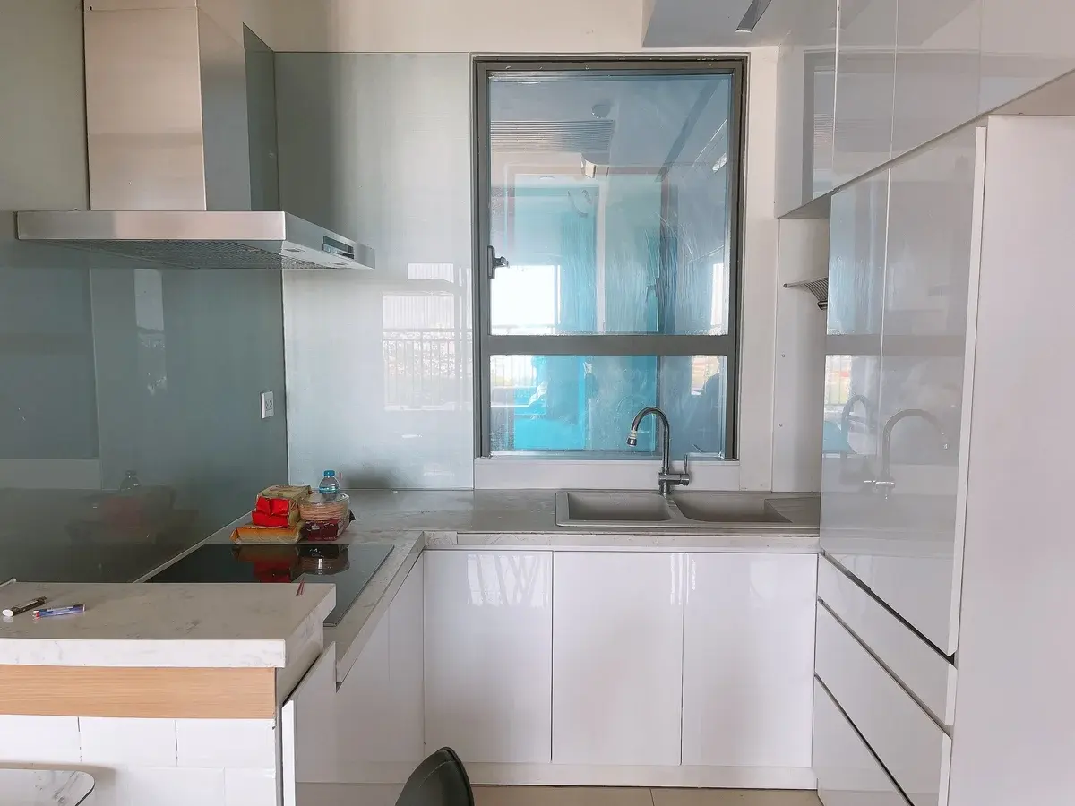 Cho thuê căn hộ 3 phòng ngủ The Sun Avenue giá 20 triệu full nội thất