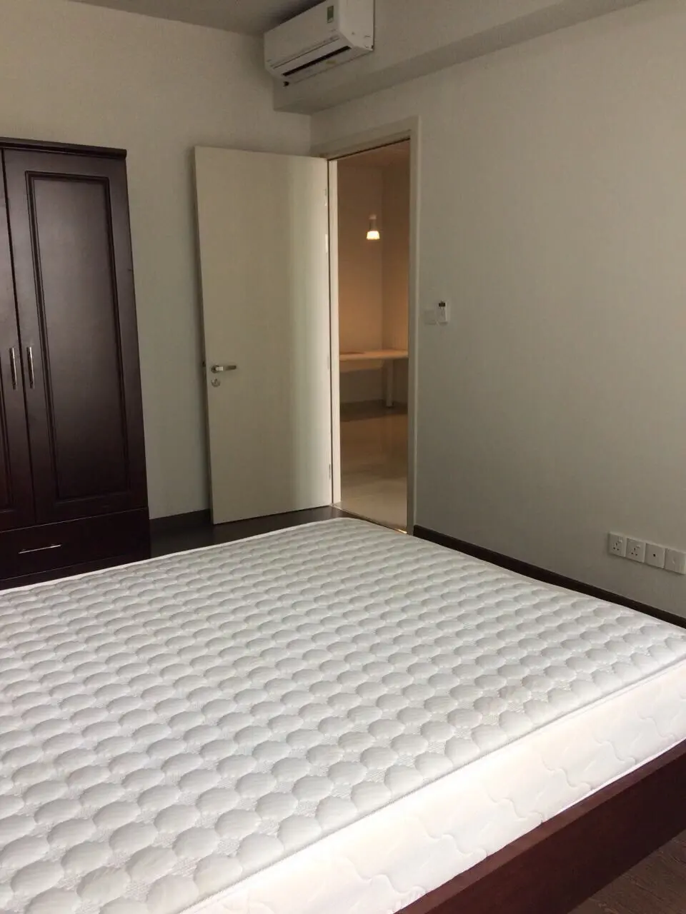 Chuyển nhượng 1pn Vista Verde 3,7 tỷ diện tích rộng 64m2 nội thất cơ bản