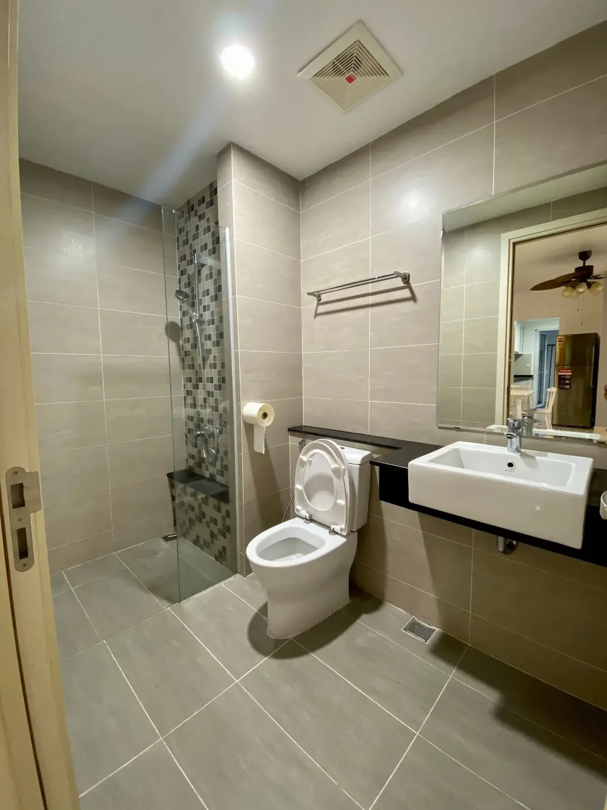 Tìm gia chủ mới cho căn 2pn Vista Verde giá 5,5 tỷ diện tích 92m2