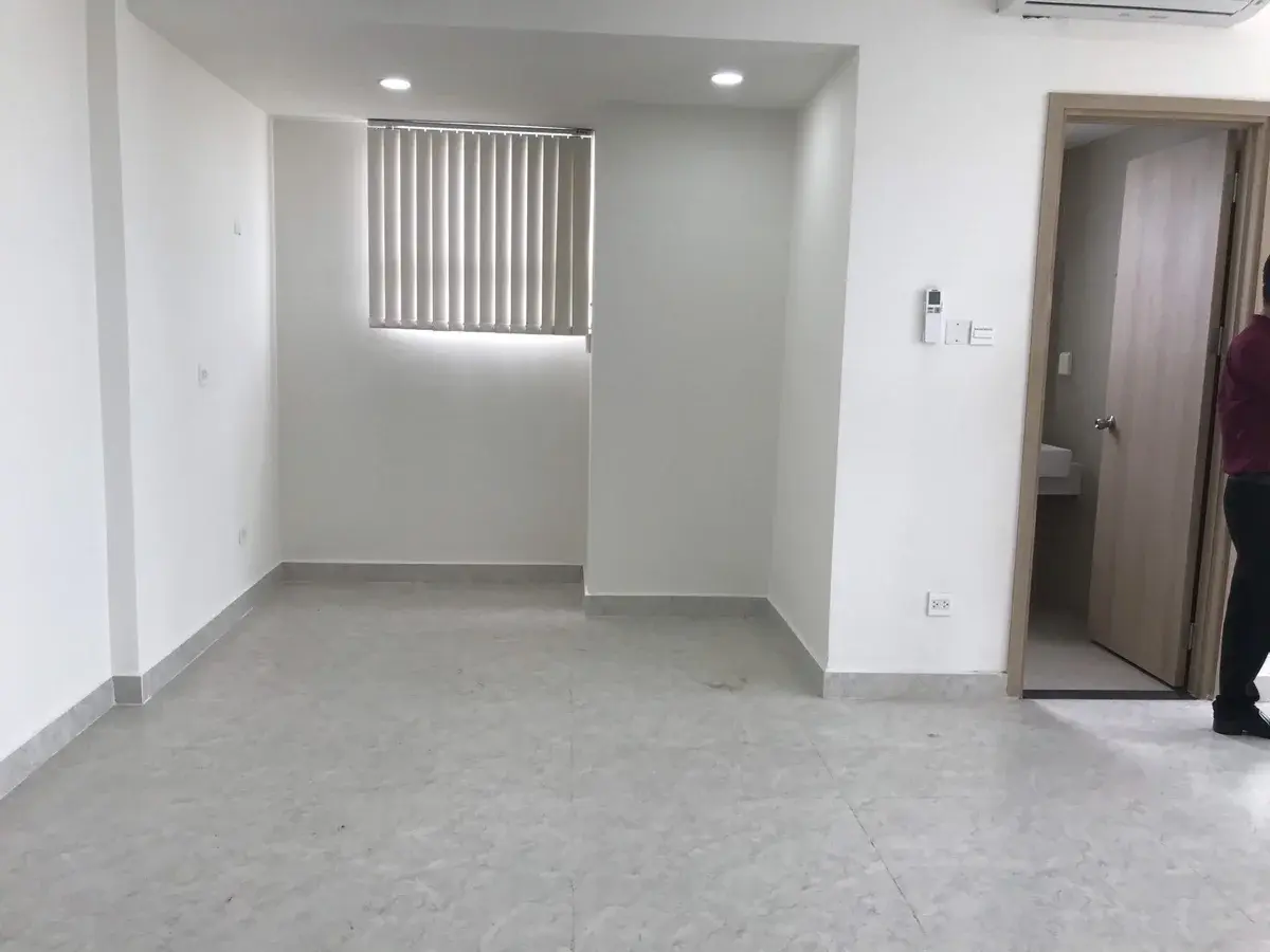 Chuyển nhượng văn phòng 51m2 có ban công căn góc 2,9 tỷ