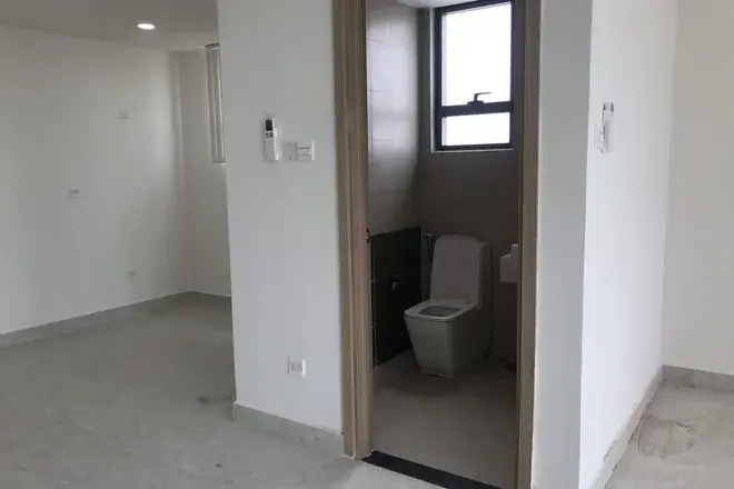 Chuyển nhượng văn phòng 51m2 có ban công căn góc 2,9 tỷ