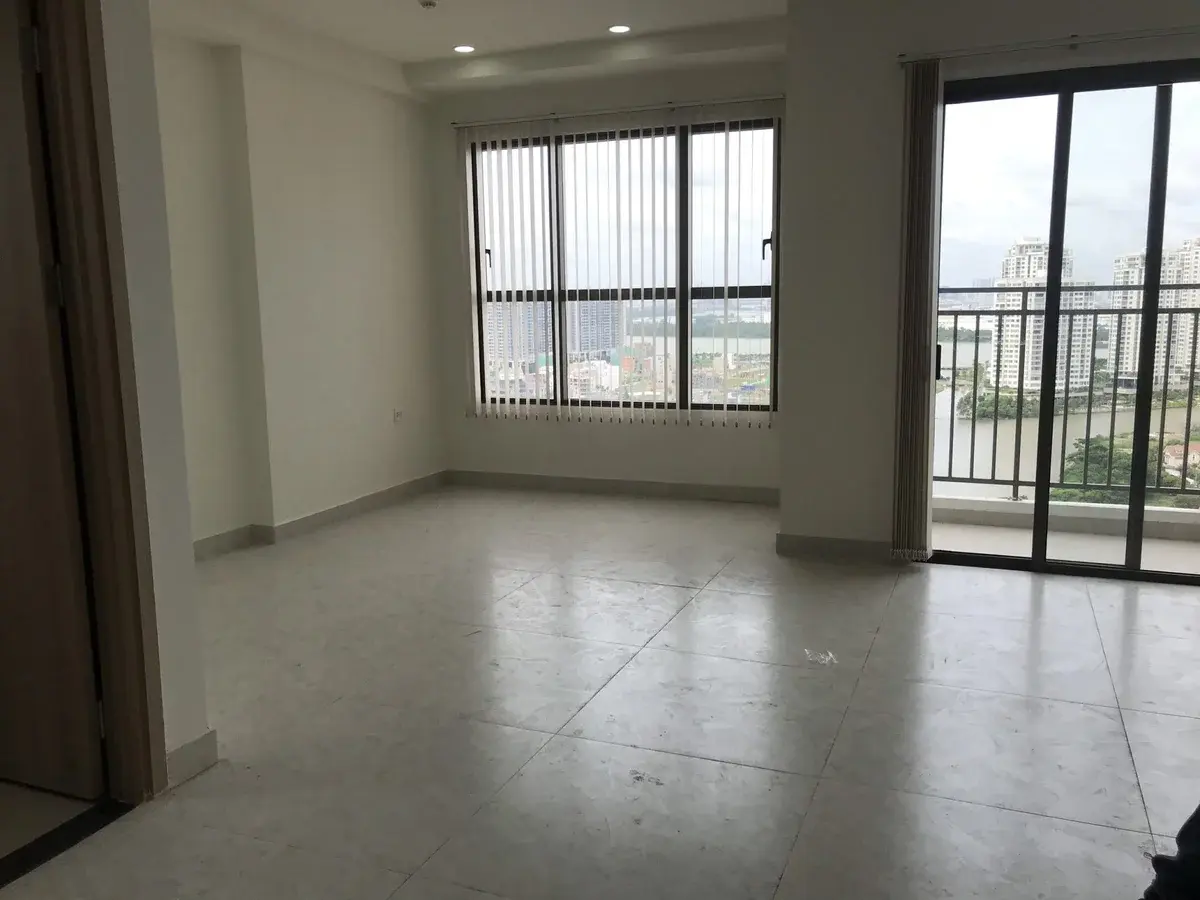 Chuyển nhượng văn phòng 51m2 có ban công căn góc 2,9 tỷ