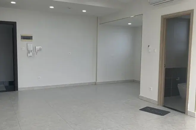 Chuyển nhượng văn phòng 51m2 có ban công căn góc 2,9 tỷ