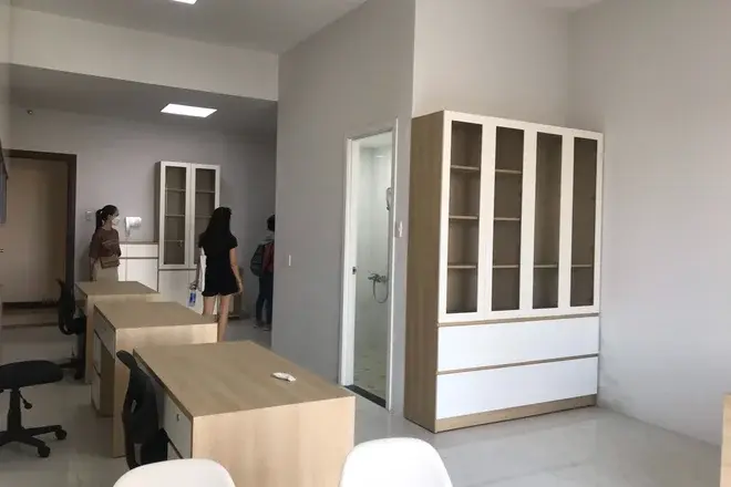 The Sun Avenue cho thuê văn phòng 12 triệu full bàn ghế 45m2