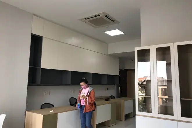 The Sun Avenue cho thuê văn phòng 12 triệu full bàn ghế 45m2