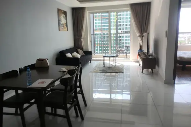 Vista Verde cho thuê 2pn giá 18 triệu tầng cao có ban công thoáng 82m2