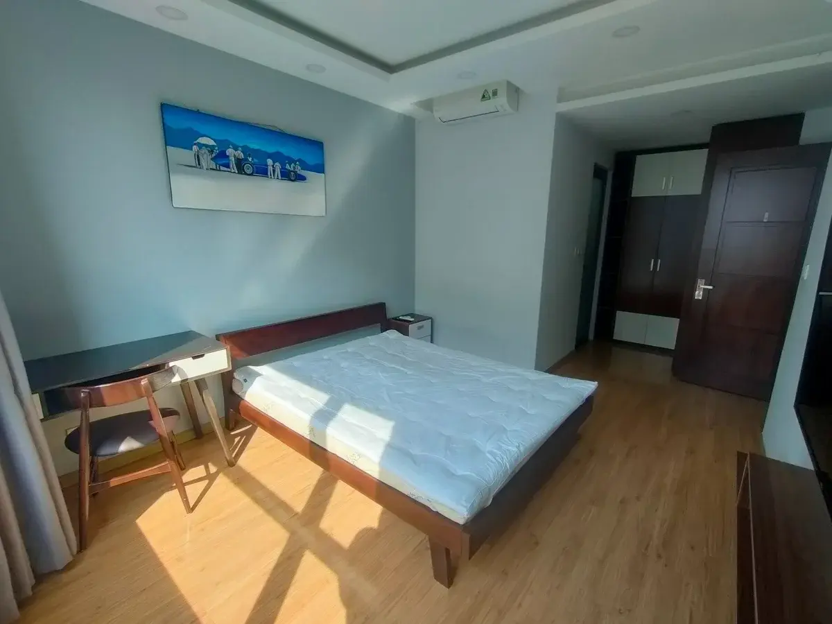 Vista Verde cho thuê 2pn giá 18 triệu tầng cao có ban công thoáng 82m2