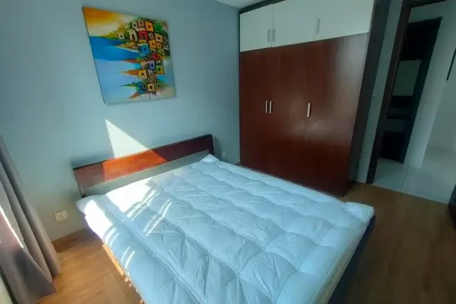 Vista Verde cho thuê 2pn giá 18 triệu tầng cao có ban công thoáng 82m2