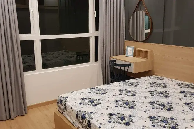 Bán căn 2pn duplex giá 5,8 tỷ kèm nội thất 87m2 nhà rộng rãi trống sẵn