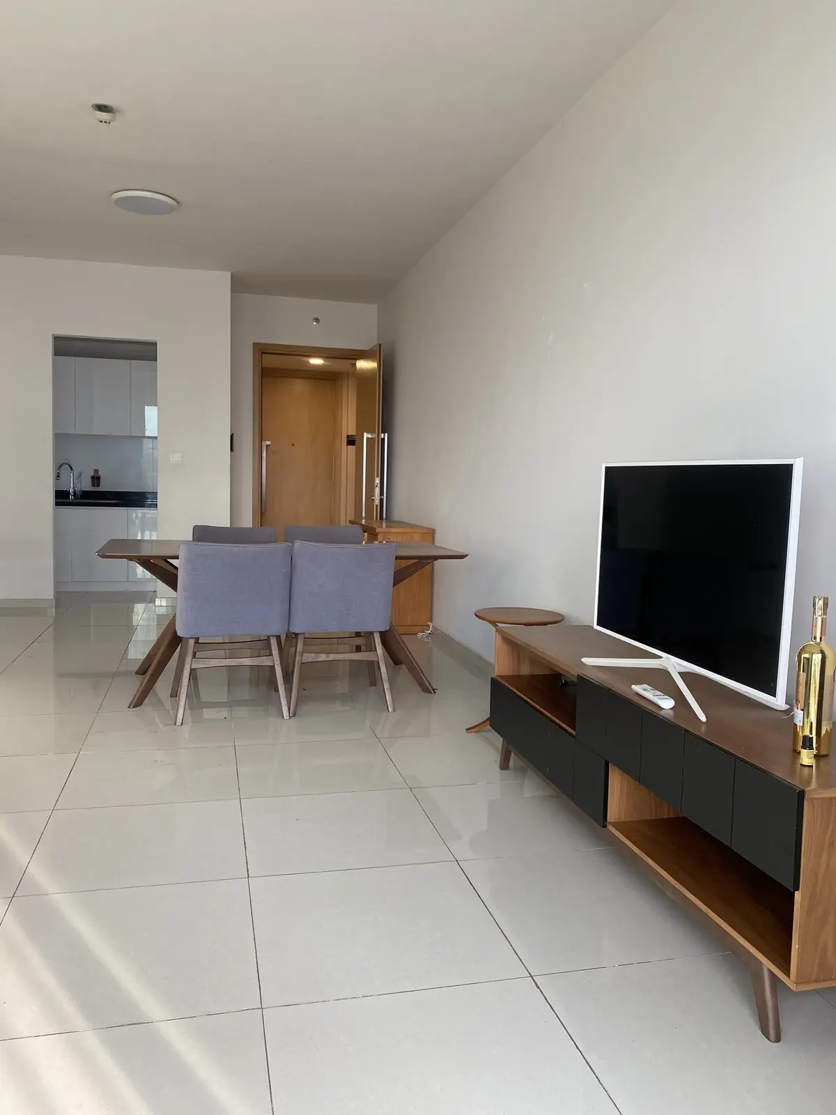 Căn hộ 2pn cần cho thuê tại Vista Verde giá TỐT 16,5 triệu đầy đủ nội thất