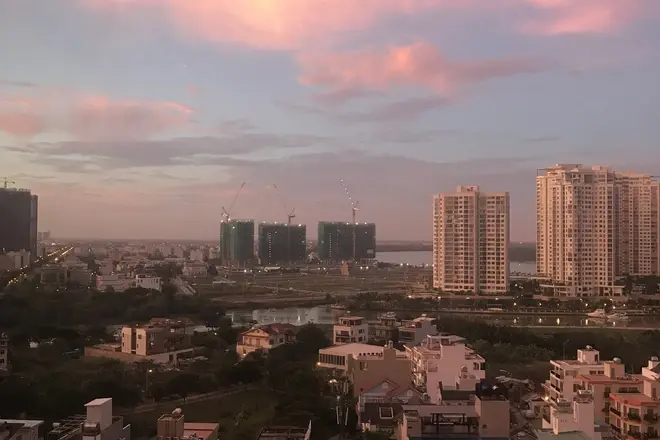 Cho thuê 2 phòng ngủ The Sun Avenue nhà đẹp view sông rất đẹp 75m2