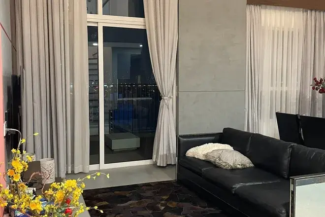 Bán căn hộ siêu đẹp giá 12 tỷ 155m2 cho 3 phòng ngủ có ban công rộng