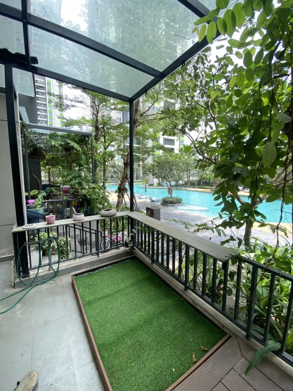 Cho thuê 3pn duplex Vista Verde giá 1500$ nhà đẹp có ban công rộng