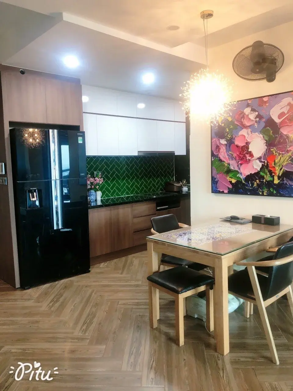 Chuyển nhượng căn hộ 2 phòng đầy đủ nội thất giá rất tốt 5.45 tỷ 85m2