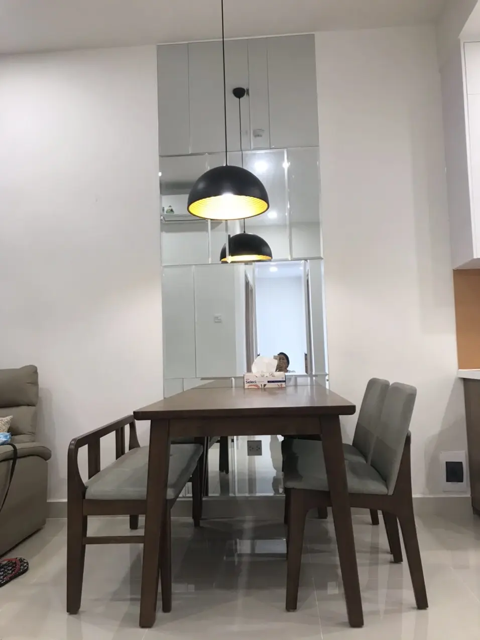 Cho thuê 2 phòng ngủ nhà đẹp view sông giá 17 triệu bao phí 75m2