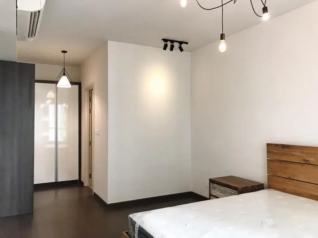 Suất SPA bán full nội thất giá 5,8 tỷ 90m2 tầng cao có ban công mát mẻ